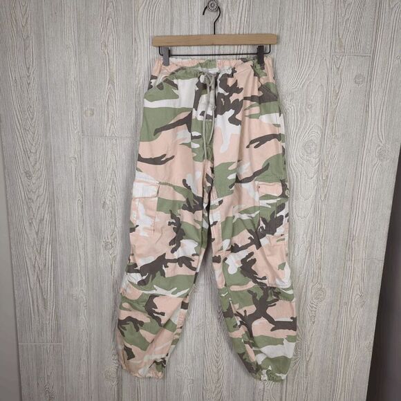 Unbranded Women’s Small Pink Green Cargo Style Pull On Jogger Pants Athleisure - Picture 1 of 9